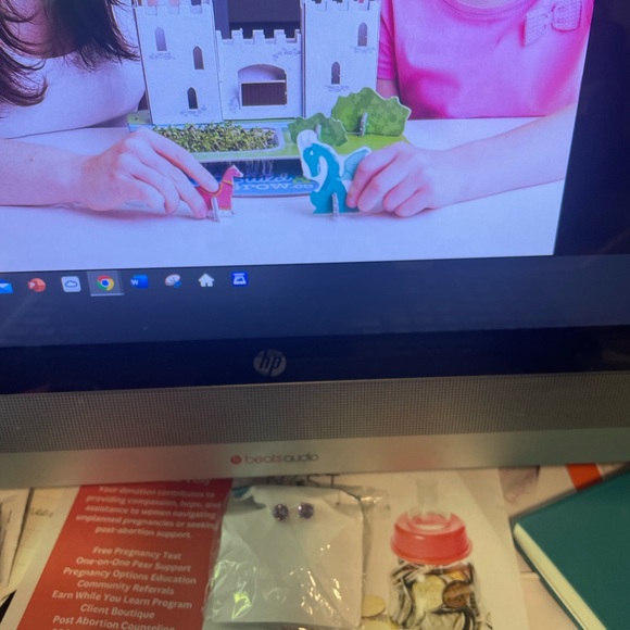 Build & Grow 3D CASTLE Puzzle Garden Kit. Let your child learn through play. - Picture 9 of 16